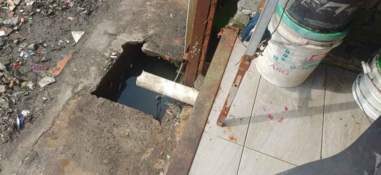 MBDK KELUAR KOMPAUN PREMIS SEBABKAN GANGGUAN BAU DI KLANG