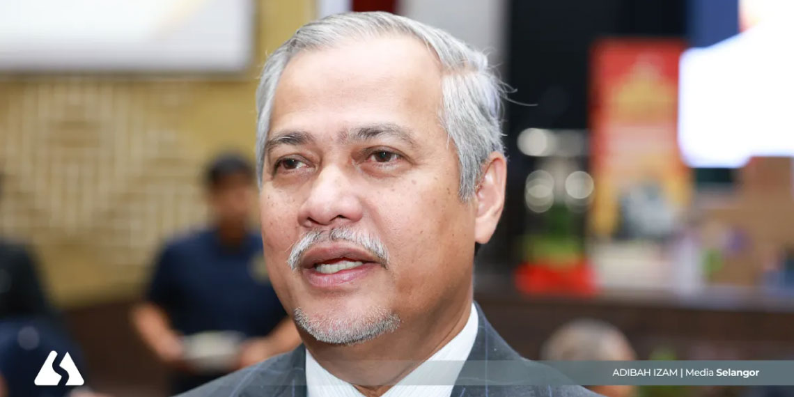 MBDK RAIH ANUGERAH PENGIKTIRAFAN BERLIAN BANDAR RENDAH KARBON 2025 01