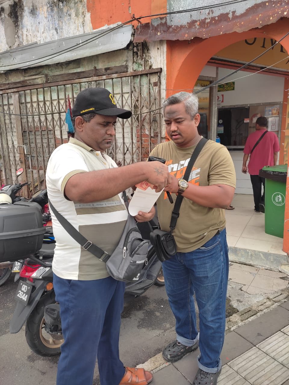 OPS KUTU SAMPAH (PUSAT BANDAR) - JABATAN PERKHIDMATAN PERSEKITARAN MBDK