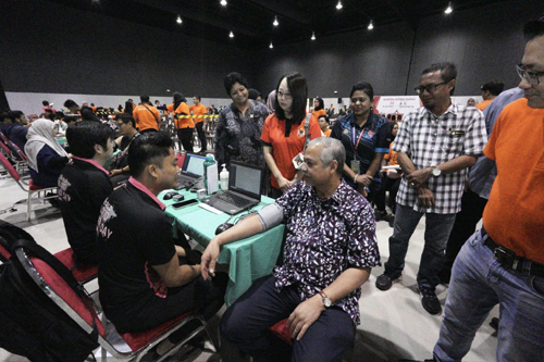 MAJLIS PERASMIAN KEMPEN DERMA DARAH ANJURAN 99 Speedmart BERSAMA MBDK DAN HTAR