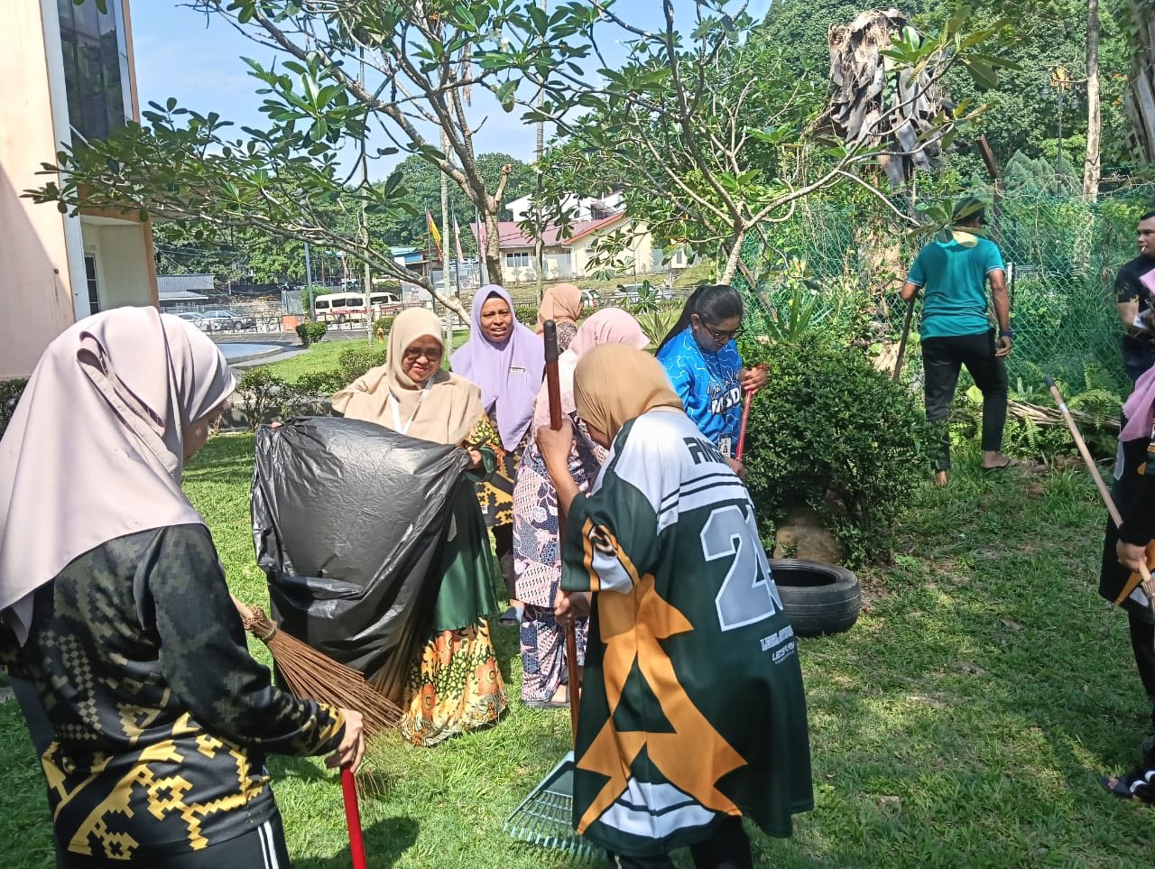 PROGRAM GOTONG EKSA ( KEBUNITI MBDK)