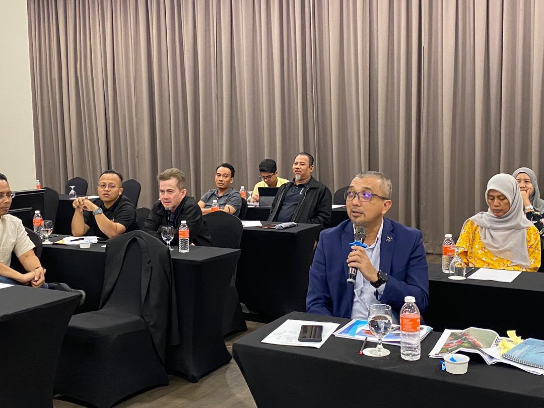 FOCUS GROUP DISCUSSION (FGD) DAN PENYEDIAAN DRAF GARIS PANDUAN PERANCANGAN PEMUTIHAN STRUKTUR SEDIA ADA DI KAWASAN TANJUNG HARAPAN & BAGAN HAILAM, MAJLIS BANDARAYA DIRAJA KLANG