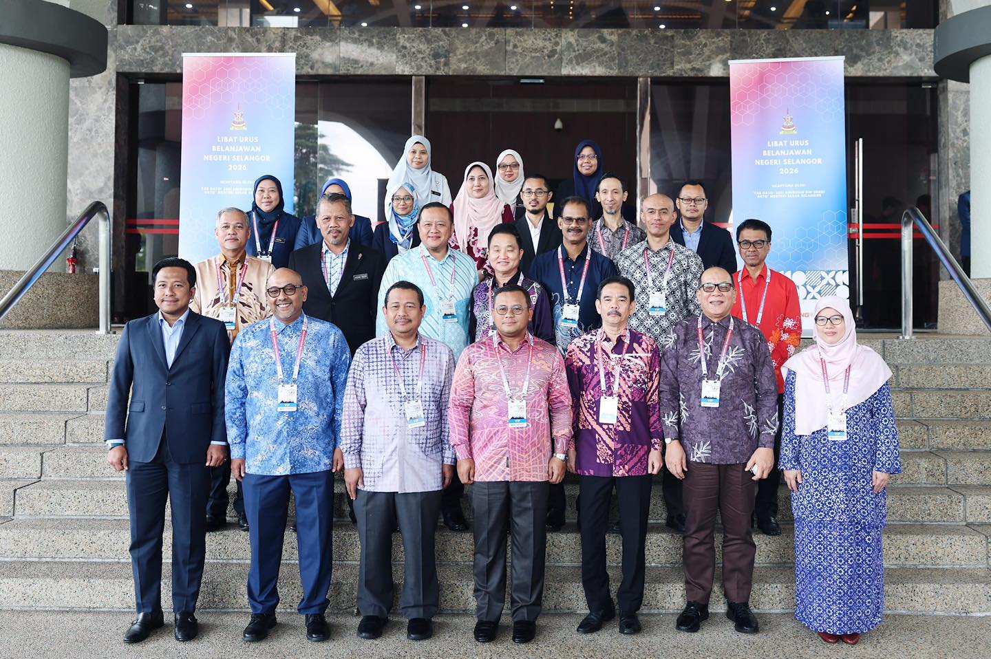 PARA PENTADBIR NEGERI SELANGOR BERHIMPUN UNTUK SESI LIBAT URUS TERAKHIR 1