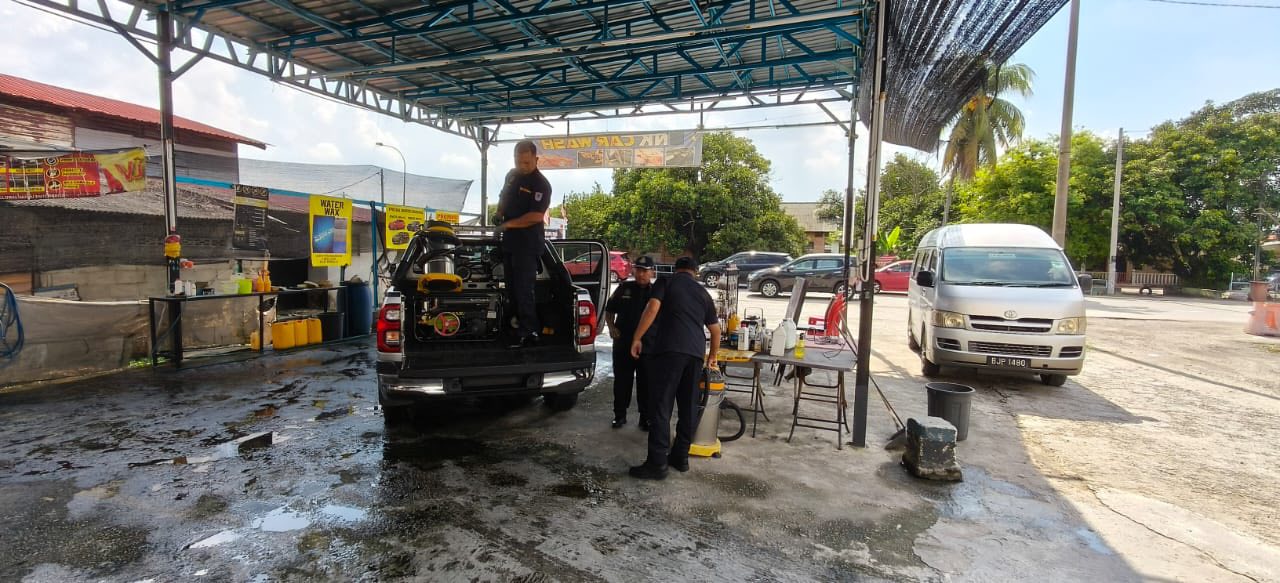 OPERASI PENGUATKUASAAN PUSAT MENCUCI KENDERAAN HARAM 1