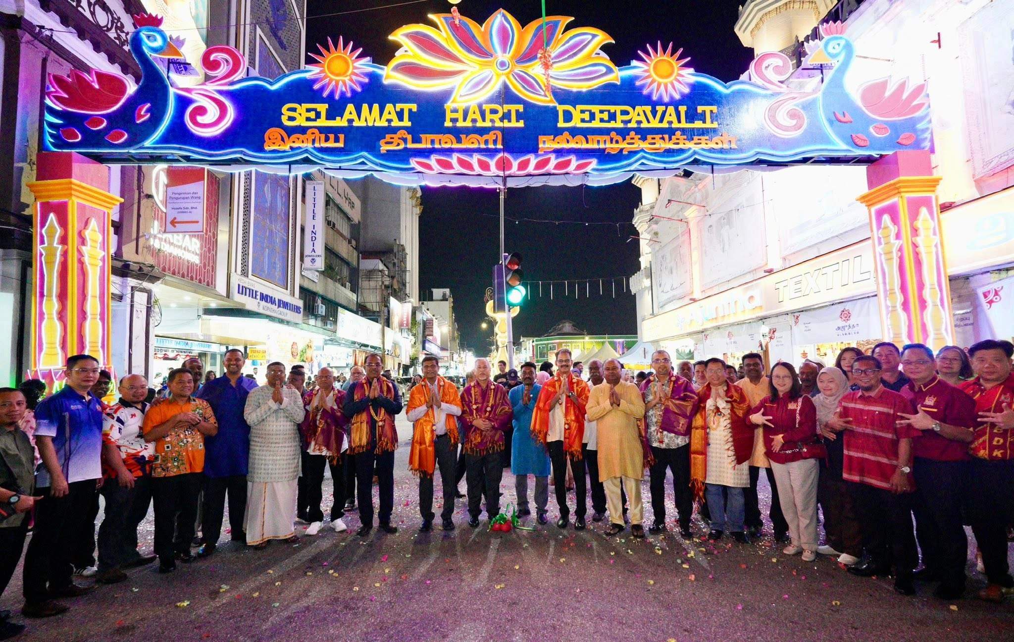PERAYAAN DEEPAVALI ‘HAPPY DEEPAVALI FESTIVAL OF LIGHTS’~ PERASMIAN PINTU GERBANG DEEPAVALI DI JALAN TENGKU KELANA 1
