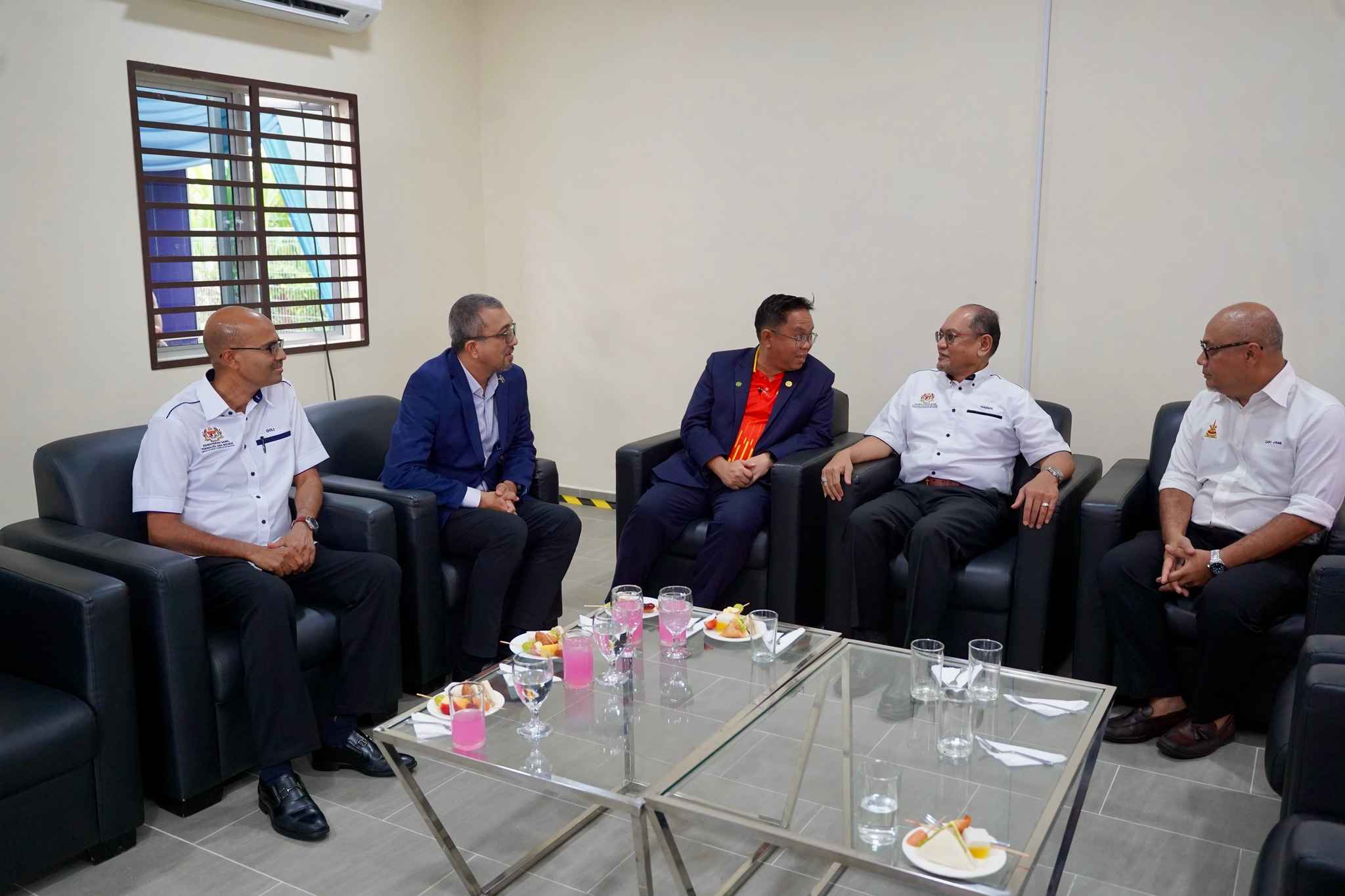 MAJLIS PELUNCURAN PROGRAM KAMPUNG ANGKAT MADANI MOSTI 2025 1