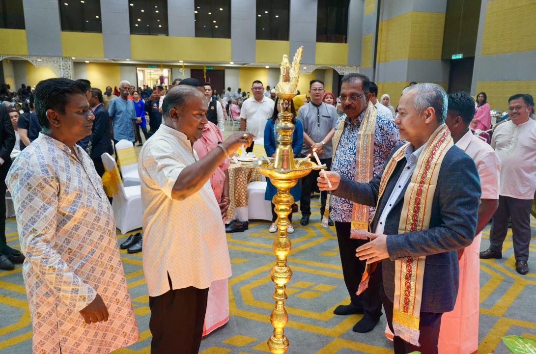 MAJLIS MESRA DEEPAVALI BERSAMA MAJLIS BANDARAYA DIRAJA KLANG (MBDK) 2025 1