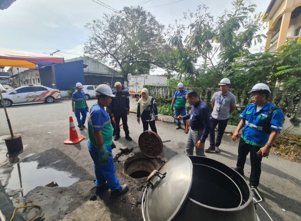 OPERASI PENGUATKUASAAN BERSEPADU BERSAMA  INDAH WATER KONSORTIUM (IWK) 1