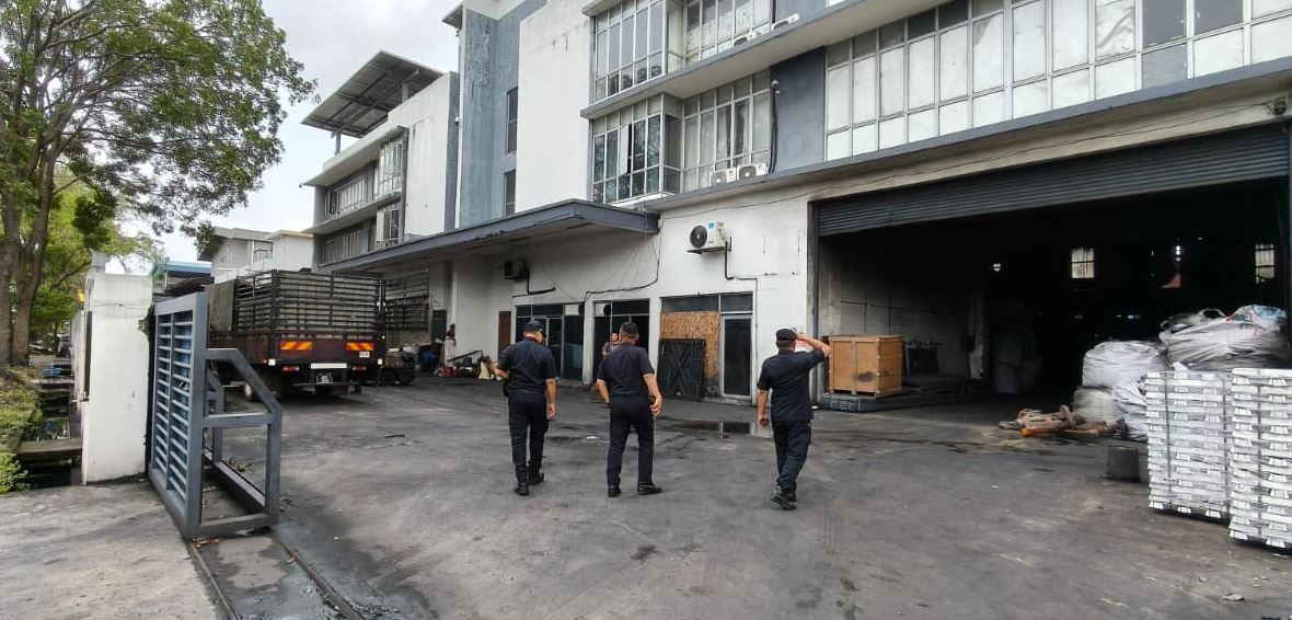 OPERASI PENGUATKUASAAN PREMIS INDUSTRI MENGAKIBATKAN KACAU GANGGU (KLANG SENTRAL INDUSTRIAL PARK & SUNGAI KAPAR INDAH) 1