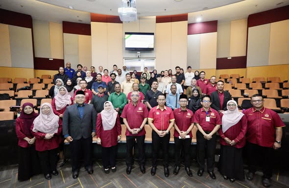 TAKLIMAT KEPADA PENGUSAHA PRODUK PELANCONGAN