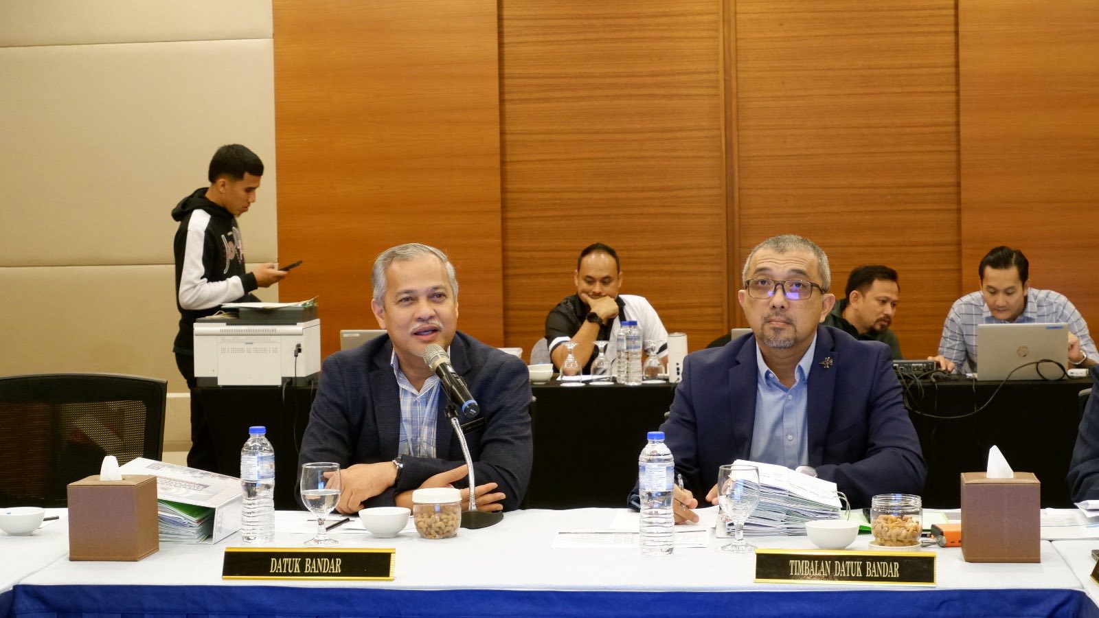 MESYUARAT PRESTASI KERJA TAHUN 2025 DAN SASARAN KERJA TAHUN 2026 1