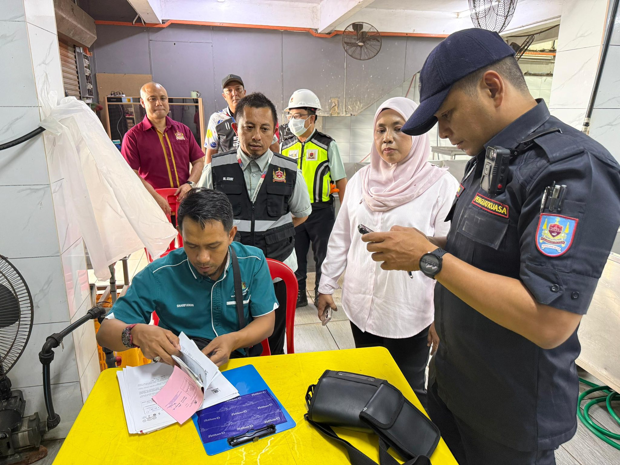 OPERASI PENGUATKUASAAN PREMIS SEMBELIHAN AYAM (BANDAR SULTAN SULEIMAN) 