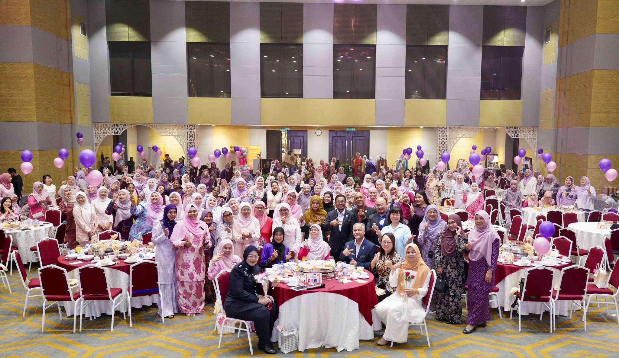 majlis jualan kitar semula sempena sambutan bulan hari wanita 2026