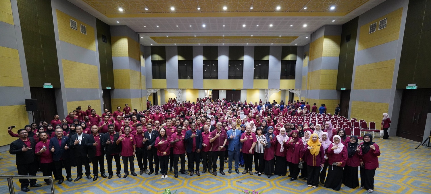𝗣𝗘𝗥𝗛𝗜𝗠𝗣𝗨𝗡𝗔𝗡 𝗪𝗔𝗥𝗚𝗔 𝗠𝗔𝗝𝗟𝗜𝗦 𝗕𝗔𝗡𝗗𝗔𝗥𝗔𝗬𝗔 𝗗𝗜𝗥𝗔𝗝𝗔 𝗞𝗟𝗔𝗡𝗚