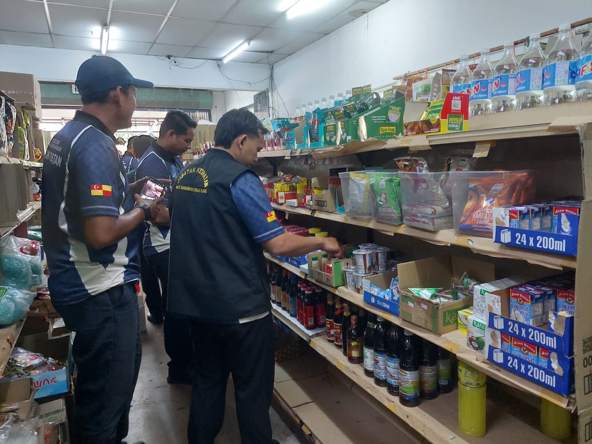 operasi pemeriksaan fizikal & rampasan makanan (jalan aman perdana)