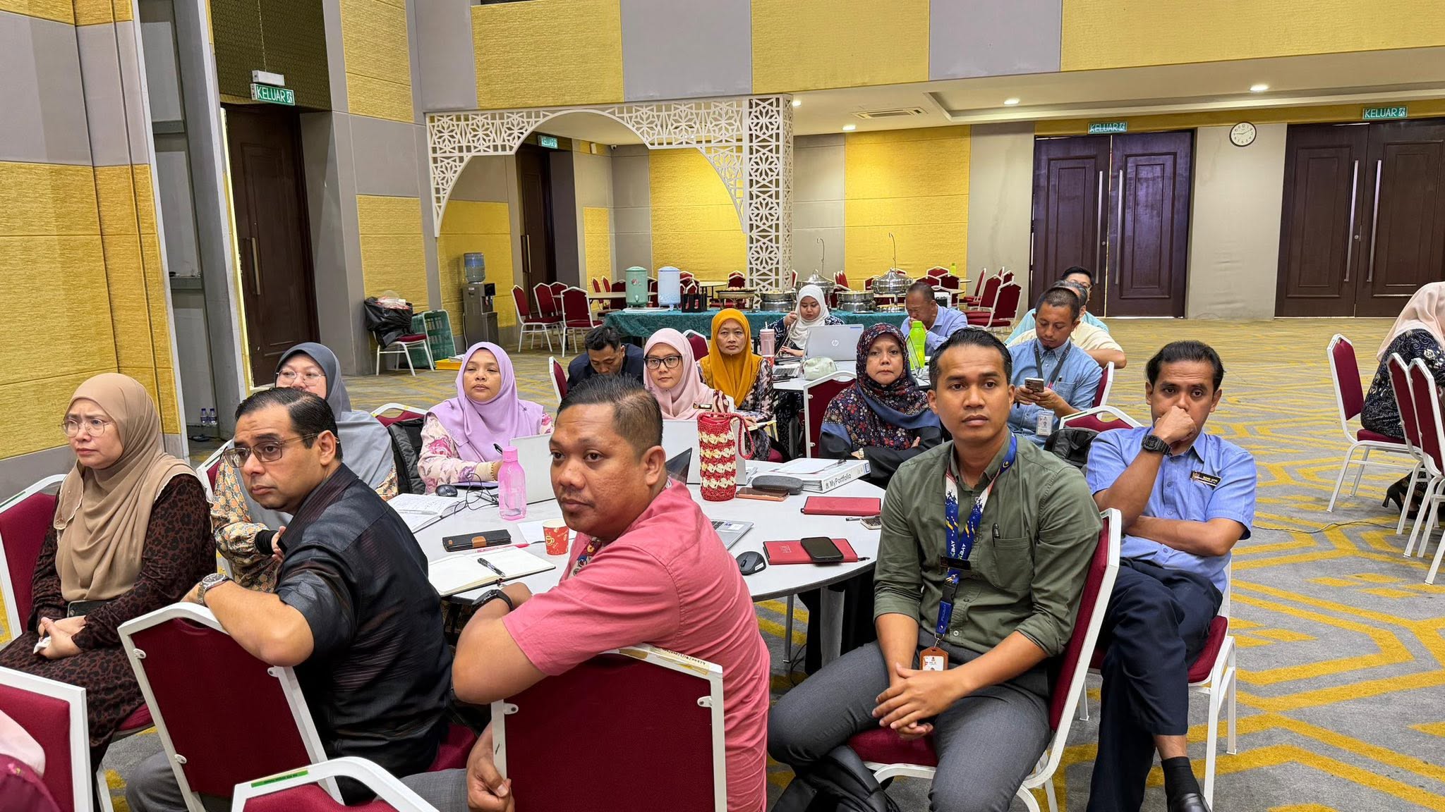 sesi libat urus (slu) dan hands-on kamus kompetensi fungsian (kkf)