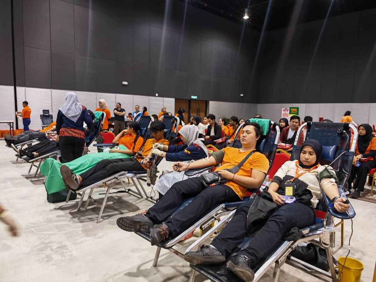 jom derma darah, selamatkan nyawa! 99 speedmart! dengan kerjasama majlis bandaraya diraja klang dan hospital tengku ampuan rahimah. 