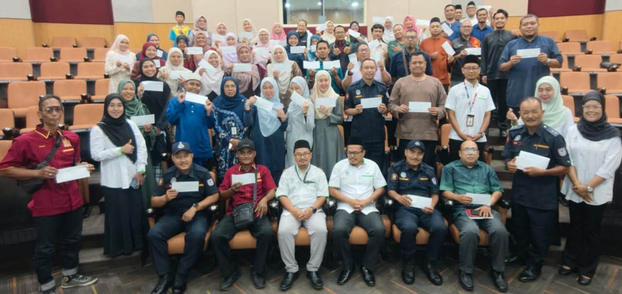 Majlis Penyampaian Skim Kecemerlangan Pelajar 2025 & Penyerahan Saguhati Petugas Korban 1447h