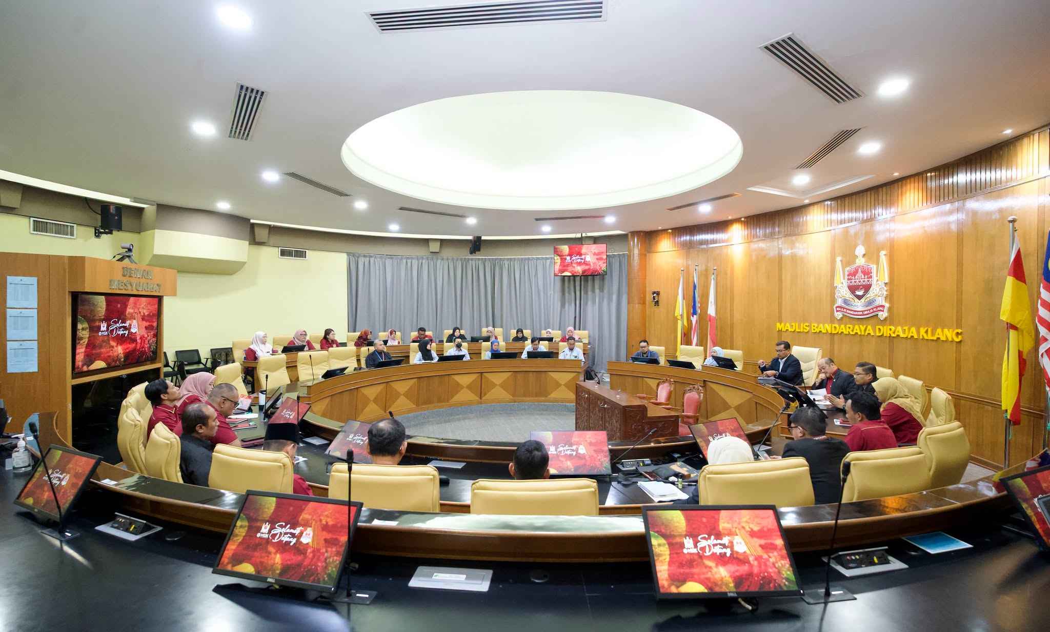 lawatan penanda aras dewan bandaraya kuala lumpur ke majlis bandaraya diraja klang