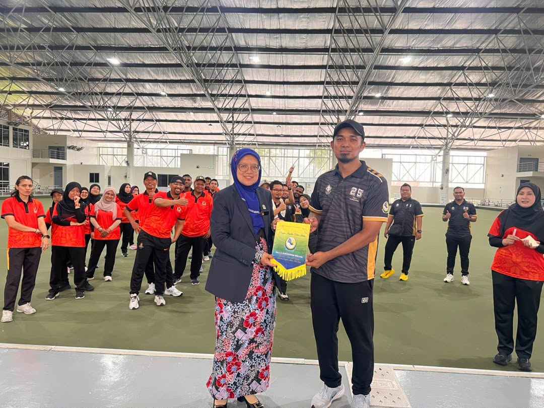 perlawanan persahabatan boling padang antara mbdk dan mp manjung