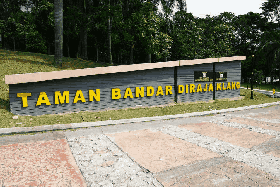 1. Taman Bandar Diraja Klang