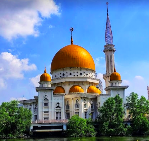  11. Masjid Bandar Diraja Klang